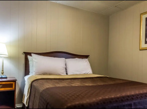 Marina Inn & Event Center