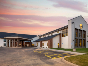 Best Western Watertown Inn and Suites