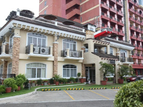 Crown Regency Suites & Residences - Mactan
