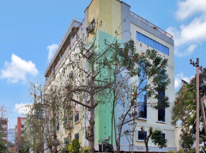 OYO 20008 SilverKey Madhapur