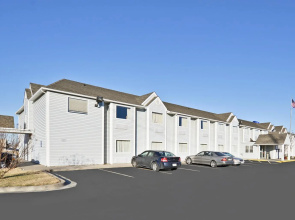 Americas Best Value Inn & Suites Ada