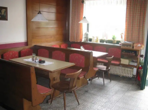 Gasthaus Roter Hahn