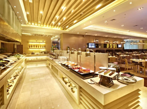 Guangzhou Pearl River International Hotel （Yijing Lu Metro Station）