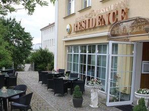 Hotel & Restaurant Residence
