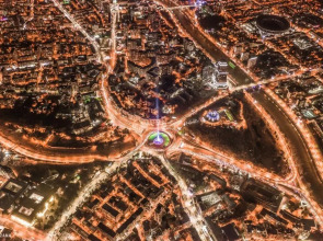 KING SUITE APARTMENT lN TBILISI