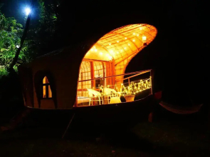 Noah's Nest Tree House
