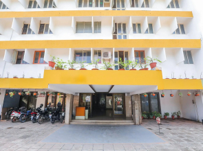 OYO 17278 Hotel Srinivas