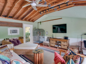 Beach Place Guesthouses