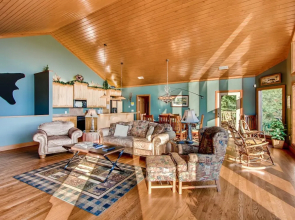 Dogwood Cabin 2606 by RedAwning