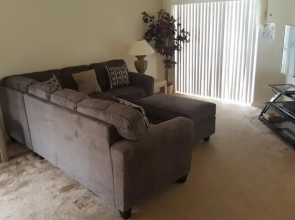 Hotel 1029 Lake Berkley Drive 4 Bedrooms,