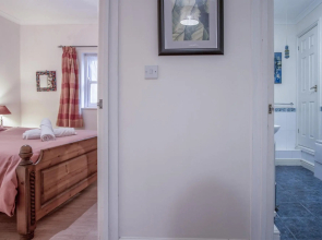 Arcadia - 1 Bedroom Apartment - Tenby