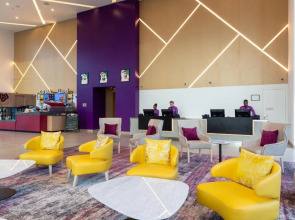 Отель Premier Inn Dubai Dragon Mart