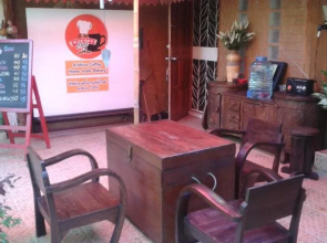 Khemapira Beds & Breakfast