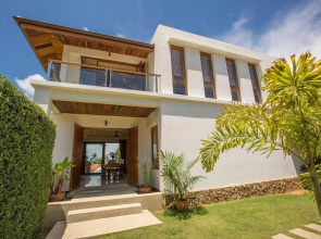 Peerapat Villa