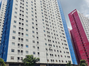Furnished Green Pramuka 1BR Apartment with Modern Style and City View