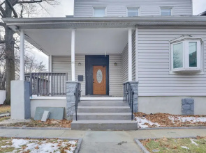 Easy NYC Access: Updated Apt Near Parks & Bay!