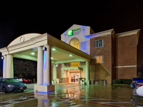 Holiday Inn Express San Antonio South