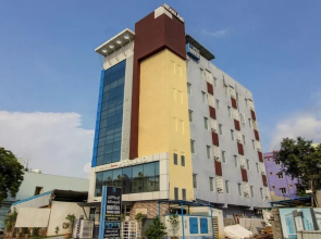 OYO 16879 Hotel Woodland