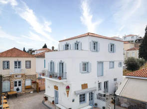 Old Port Spetses Mansion