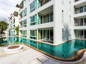 The Palms Kamala by Lofty