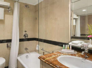 Ramada Plaza by Wyndham Palm Grove