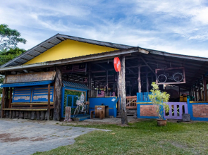 OYO 90320 Iftitah Restaurant & Resort