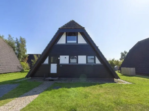 Nurdachhaus in Burhave