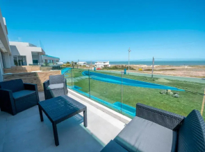 SYRAH Premium B2 - Balcón con vista al mar by depptö