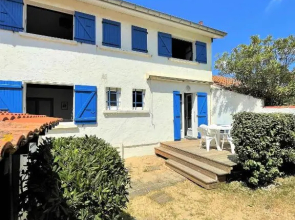 Réf 277 Seignosse LES BOURDAINES , à proximité immédiate de la plage, Villa patio classée 2 étoiles , 8 personnes