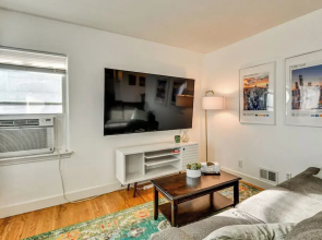 7 Mi to Dtwn Denver: Pet-friendly Home w/ Yard