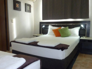 Jadran Motel & El Jays Holiday Lodge