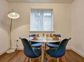 Karah Suites - Manley Gardens Two