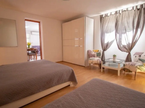 Apartment Zvone