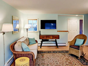 87 West Pond Rd Home 3 Bedrooms 2 Bathrooms Home