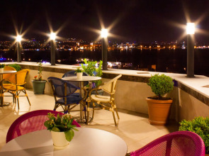 The Magnaura Palace Hotel