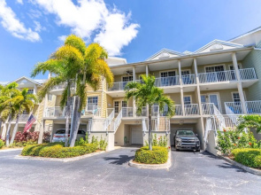 577 Little Harbor