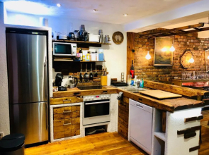 unique wellness home Whirlpool, Sauna, bbq Grill