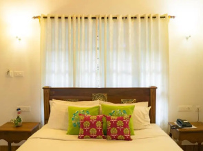Palmgrove Lake Resort