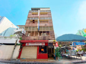 OYO 583 Sweethome Guest House