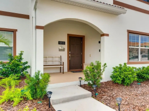 4810 LL - 5BD Private Pool Townhome - Storey Lake