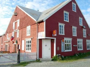 Karlsøy Brygge