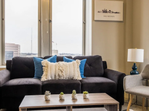 Stylish 1BR in Downtown DSM, Perfect Location