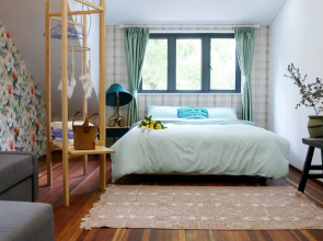 Qi's Luxury Apartment