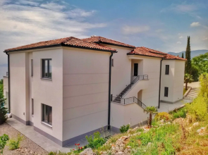 Villa Flora Apartment