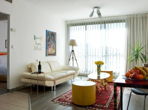 The Diaghilev - Live Art Boutique Hotel