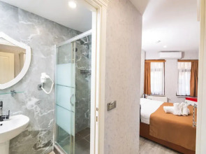 Kupa Pension Old City