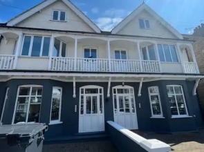 Chic Margate Apartment