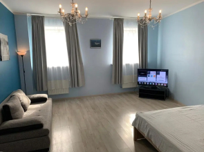 Riverside Promenade Apartment