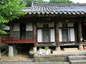 Choe Pilgan's Old House