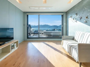 Namhae Byeol Grigo Namhae Pension